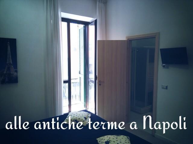 نابولي Alle Antiche Terme الغرفة الصورة